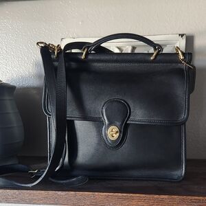 Vintage coach willis crossbody bag